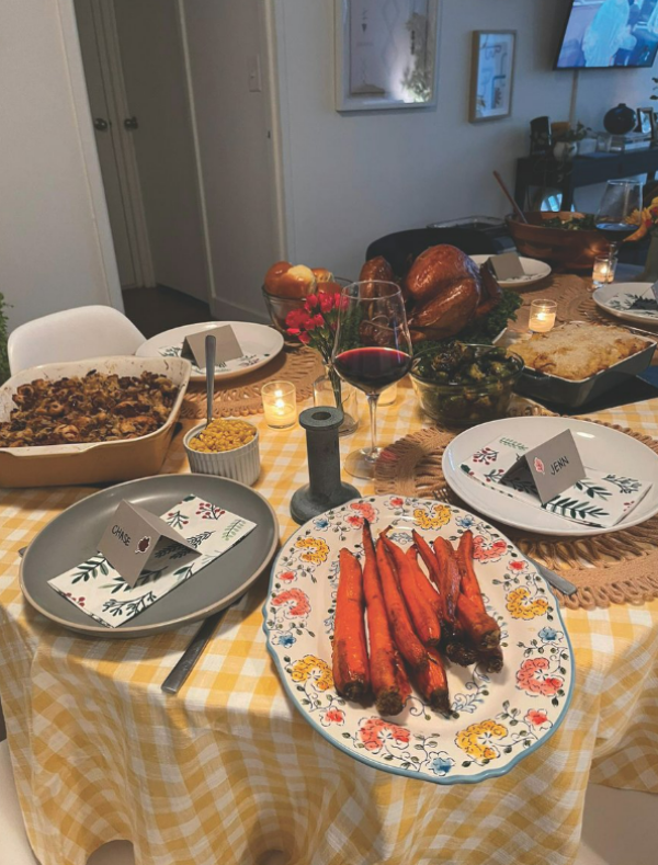 Joanna samples the local talent; Thanksgiving supper