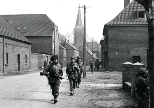 British paratroops in Hamminkeln, Germany, during airborne landings east of the Rhine, March, 1945