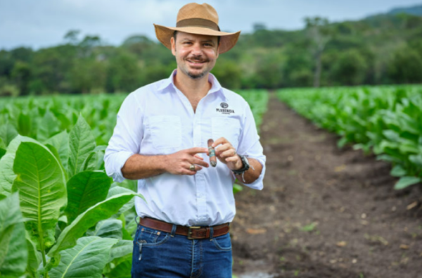 Nestor Plasencia Jnr has created the world’s first organic cigar