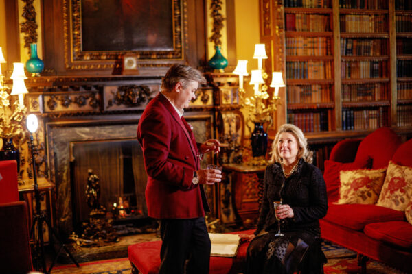 Lord Carnarvon and Lady Fiona in the library of Highclere Castle.