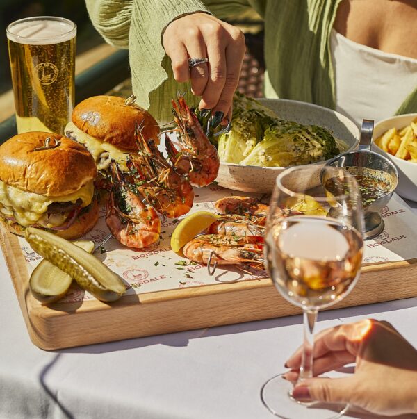 Burgers & Prawns