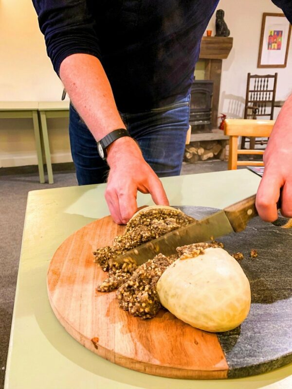 Rob Crossan learns the art of making haggis, from mincing through to slicing the end result
