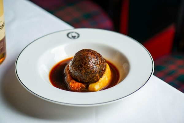 “It’s basically mediaeval ‘boil in the bag’” – Boisdale’s mouthwatering Dumfriesshire Blackface haggis with mash, neeps and gravy