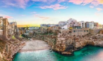 Puglia: A Valley By The Sea