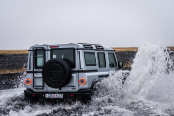 Iceland INEOS Grenadier Trialmaster 52